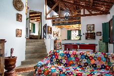 Casa em Santana de Parnaíba - Casa de campo c lazer, bem equipada, pet friendly