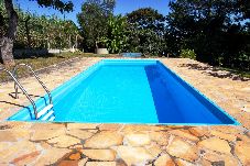 Casa em Bragança Paulista - Incrível chácara com lazer completo,WiFi e piscina