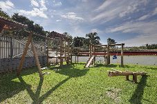 Casa em Ibiúna - Chácara com piscina, churrasq e WiFi, pet friendly