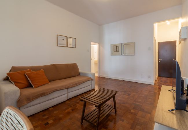 Apartamento em Rio de Janeiro - 2 minutos da Praia de Copacabana | D302
