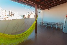 Apartamento em Guarapari - Duplex com Churrasqueira, Wi-Fi e Garagem