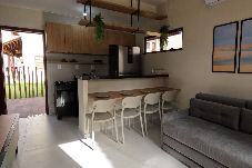 Casa em Santo Amaro - Chalé Dunas de Amaro: Piscina, Academia e Quadras