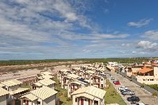Casa em Santo Amaro - Chalé Dunas de Amaro: Piscina, Academia e Quadras
