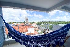 Apartamento em Salvador - Apto c/ Wi-fi, academia, salão de jogos e garagem