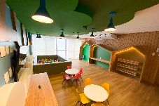 Apartamento em Salvador - Apto c/ Wi-fi, academia, salão de jogos e garagem