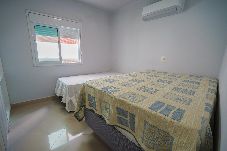 Apartamento em Guarujá - Apto pet friendly c/ churrasqueira a 100m da praia