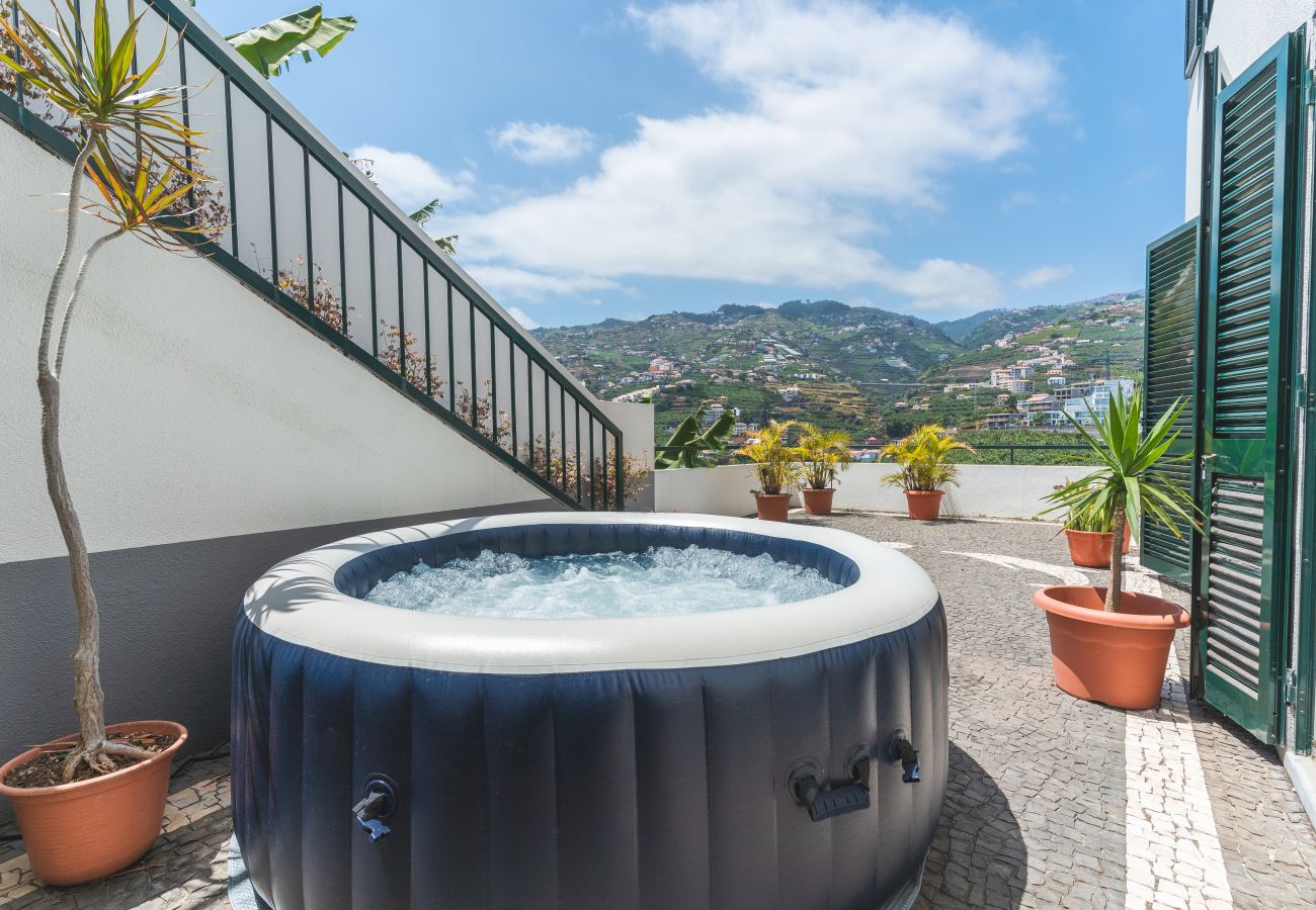 Apartamento em Câmara de Lobos - Casa do Pico by Atlantic Holiday