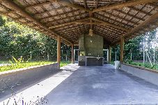 Apartamento em Trancoso - Apto completo c/ Varanda, Churrasqueira e Quadras 