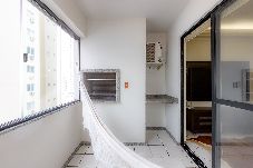 Apartamento em Balneário Camboriú - Apto c Churrasqueira e Garagem 300m da praia