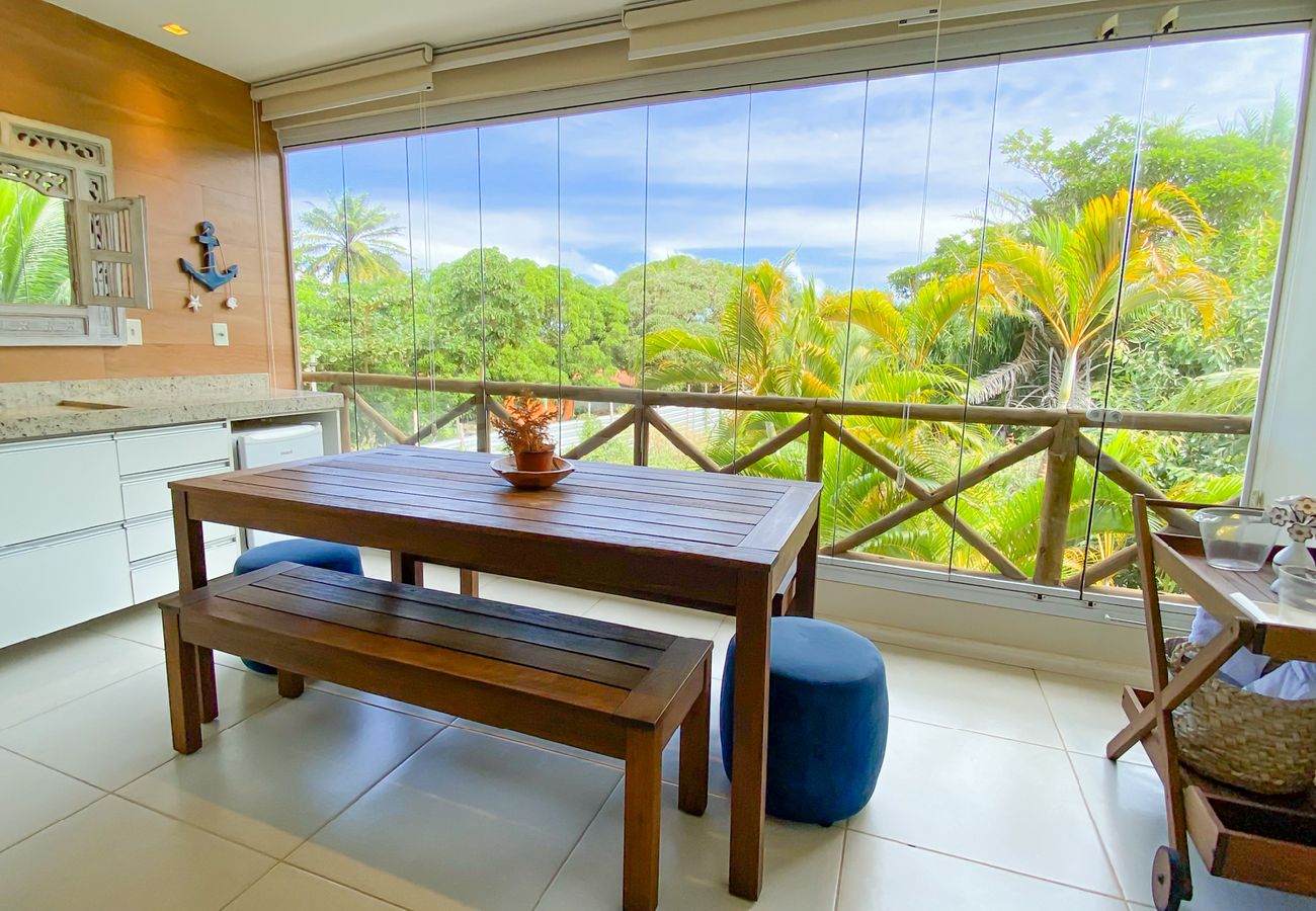 Apartamento em Mata de São João - Apto c varanda, piscina e churrasqueira - Imbassaí