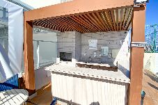 Apartamento em Salvador - Flat Beira-Mar com Varanda, Piscina e Academia