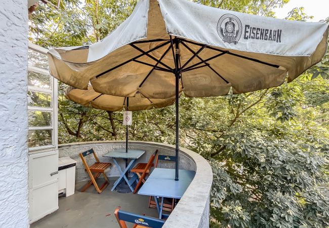 Quarto em Rio de Janeiro - Hostel Leblon - quarto privativo 4 camas