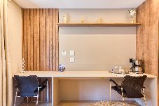 Apartamento em São Paulo - Flat na Vila Mariana c varanda próx ao metrô