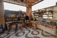 Casa em Gravatá - Casa de Campo Luxuosa c/ Piscina e Churrasqueira