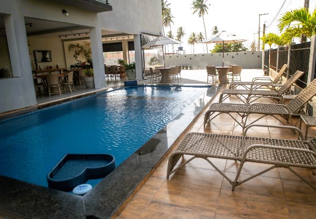 Apartamento em Japaratinga - Apto c 2 suítes e Lazer Completo a 100m da Praia