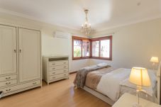 Apartamento em Gramado - Apto amplo 2D (banho social+lavabo) no coração de Gramado!