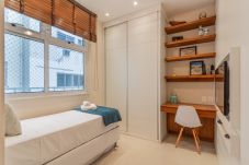 Apartamento em Rio de Janeiro - 8 minutos da praia de Ipanema | NS204