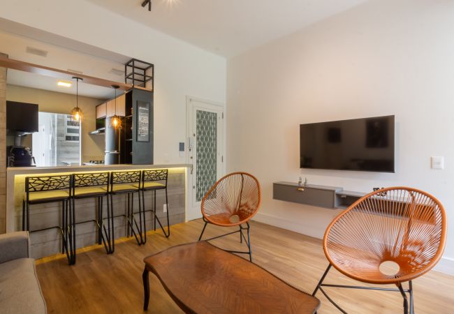 Apartamento em Rio de Janeiro - 4 minutos da Praia do Leme | GS1204