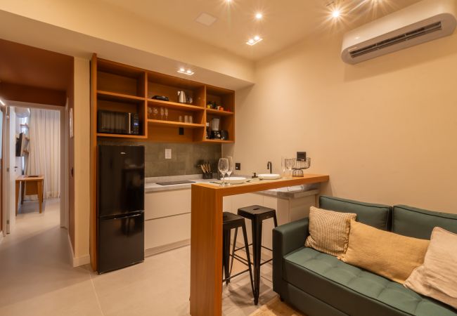 Apartamento em Rio de Janeiro - 2 minutos da praia de Copacabana | PF113