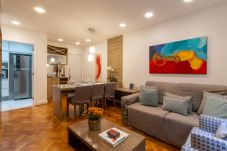 Apartamento em Rio de Janeiro - 10min da Praia de Copacabana | STC302