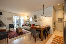 Apartamento em Gramado - NOVO! Loft 2D (1 suite) a 400m da Rua Coberta!