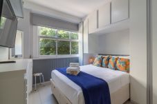 Apartamento em Rio de Janeiro - 5 minutos da praia de Copacabana | NSC304b
