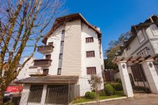 Apartamento em Gramado - NOVO! Ap 2Q com suite a 300m da R Coberta!