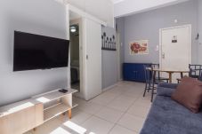 Apartamento em Rio de Janeiro - 7 min da Praia de Copacabana | PFA603