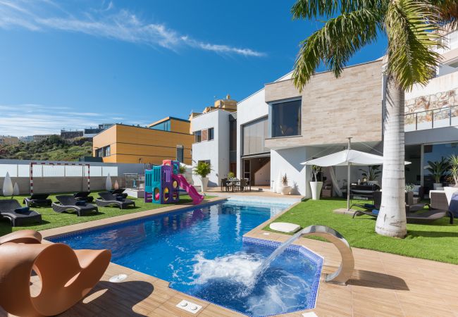 Villa in Santa Cruz de Tenerife - Villa Seaview Experience