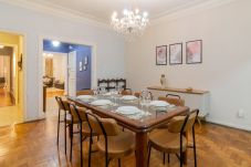 Apartment in Rio de Janeiro - 2 minutes from Copacabana beach | A306