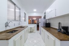 Apartment in Rio de Janeiro - 2 minutes from Copacabana beach | A306