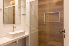 Apartment in Rio de Janeiro - 10 minutes from Ipanema beach | AC402