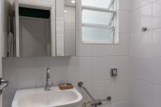 Apartment in Rio de Janeiro - 6 minutes from Copacabana beach | RDL1112