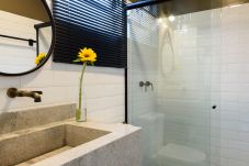 Apartment in Rio de Janeiro - 5 minutes from Copacabana beach | NSC902