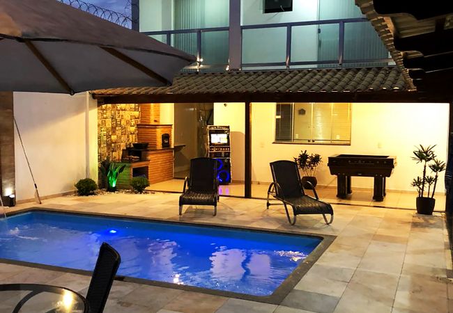 House in Divinópolis - Linda casa de alto padrão com Wi-Fi e lazer em MG