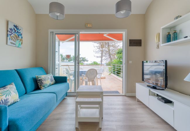 Apartment in San Bartolomé de Tirajana - HomeForGuest Modern Apartment in San Agustin 2 min from the beach
