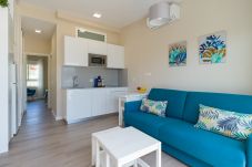 Apartment in San Bartolomé de Tirajana - HomeForGuest Modern Apartment in San Agustin 2 min from the beach
