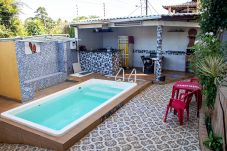 House in Camaçari - Casa com Churrasqueira e Piscina em Camaçari/BA