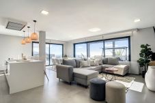 Villa in Estreito Calheta - Villa de la Ponte by Atlantic Holiday