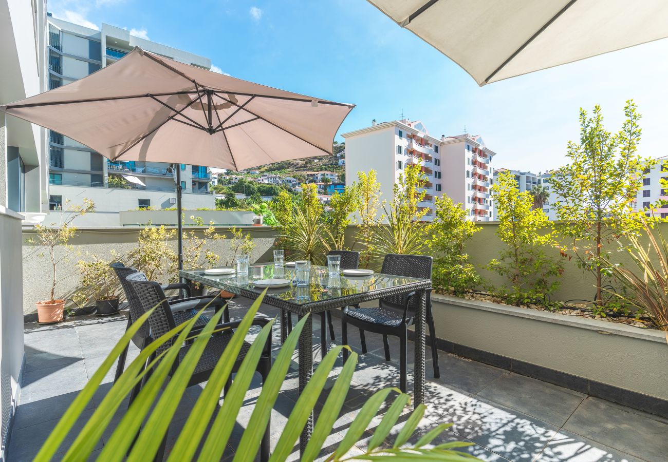 Apartment in Funchal - Terrace Apartment by Atlantic Holiday