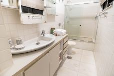 Apartment in Rio de Janeiro - 15 minutes from Leblon beach | VA202