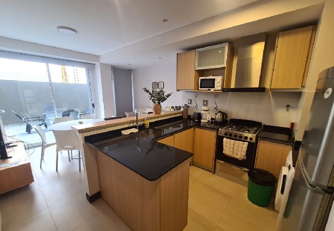 Apartment in Mendoza -  Moderno departamento con cochera y seguridad! 4p