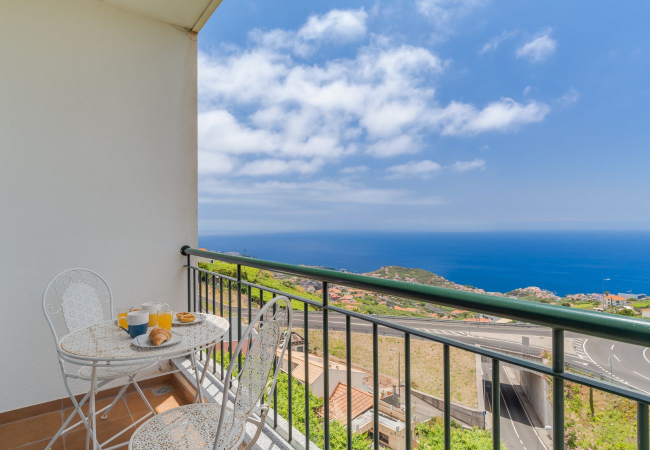 Apartment in Estreito Câmara de Lobos - Sunset Horizon by Atlantic Holiday