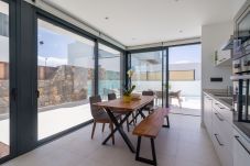 Villa in Corralejo - Las Calderas Vista Retreat