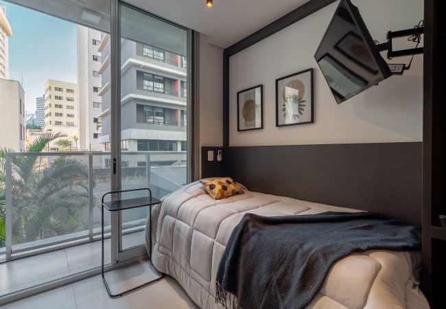 Studio in São Paulo - Apartment next to the Frei Caneca shopping mall