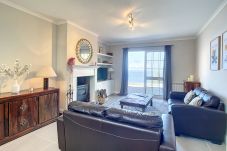 House in Porto Moniz - Vinhaticos House by Atlantic Holiday