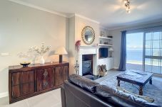 House in Porto Moniz - Vinhaticos House by Atlantic Holiday