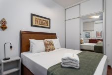 Apartment in Rio de Janeiro - 3 minutes from Leme beach | GRC701