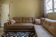 Apartment in Belo Horizonte - Apto com ótima localização, Wi-Fi e garagem