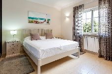 Villa in Quarteira - Luxurious 5 bedroom Villa in Quarteira-Greice Homes 